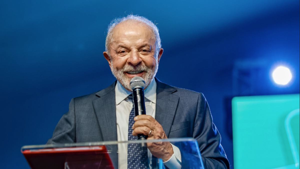 Lula lidera disputa pela presid�ncia