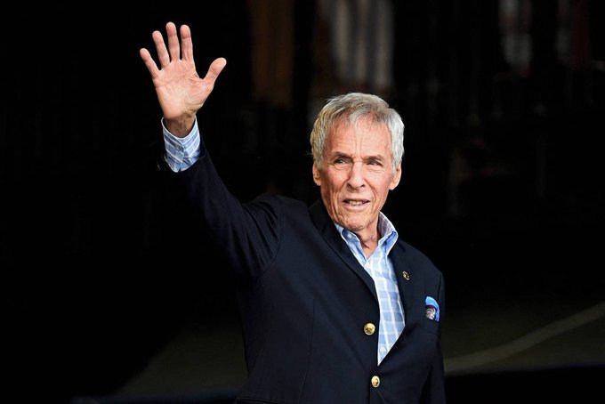 Burt Bacharach, 94 anos, compositor e pianista norte-americano