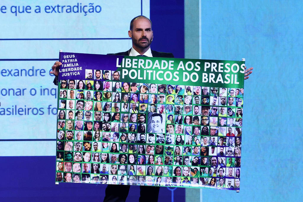 Eduardo Bolsonaro ficar nos EUA e pode fazer campanha  distncia em 2026, dizem aliados