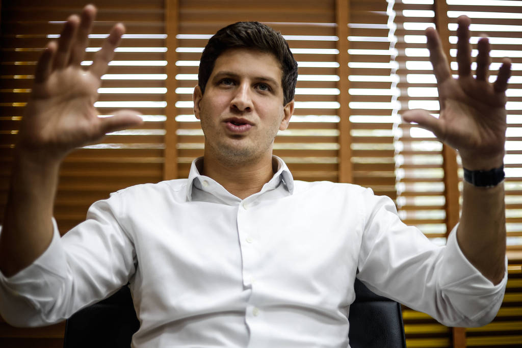 Joo Campos busca atrair polticos de fora da esquerda para o PSB, a exemplo do pai