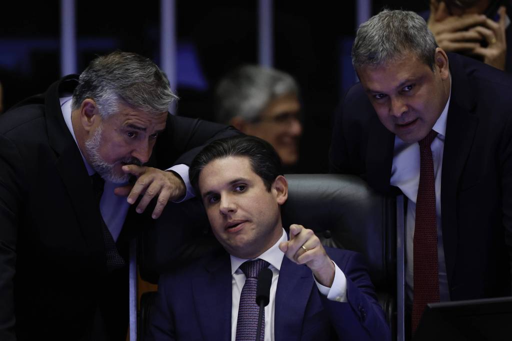 Motta rompe com lder do PT e agrava desgaste na relao do governo Lula com o Congresso