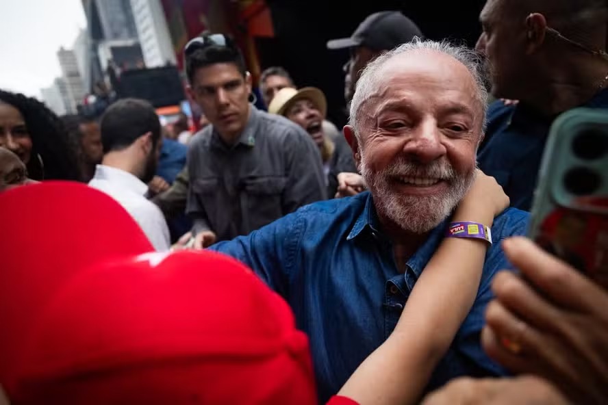 A receita da campanha de Lula para tentar a virada nos �ltimos 12 dias de campanha