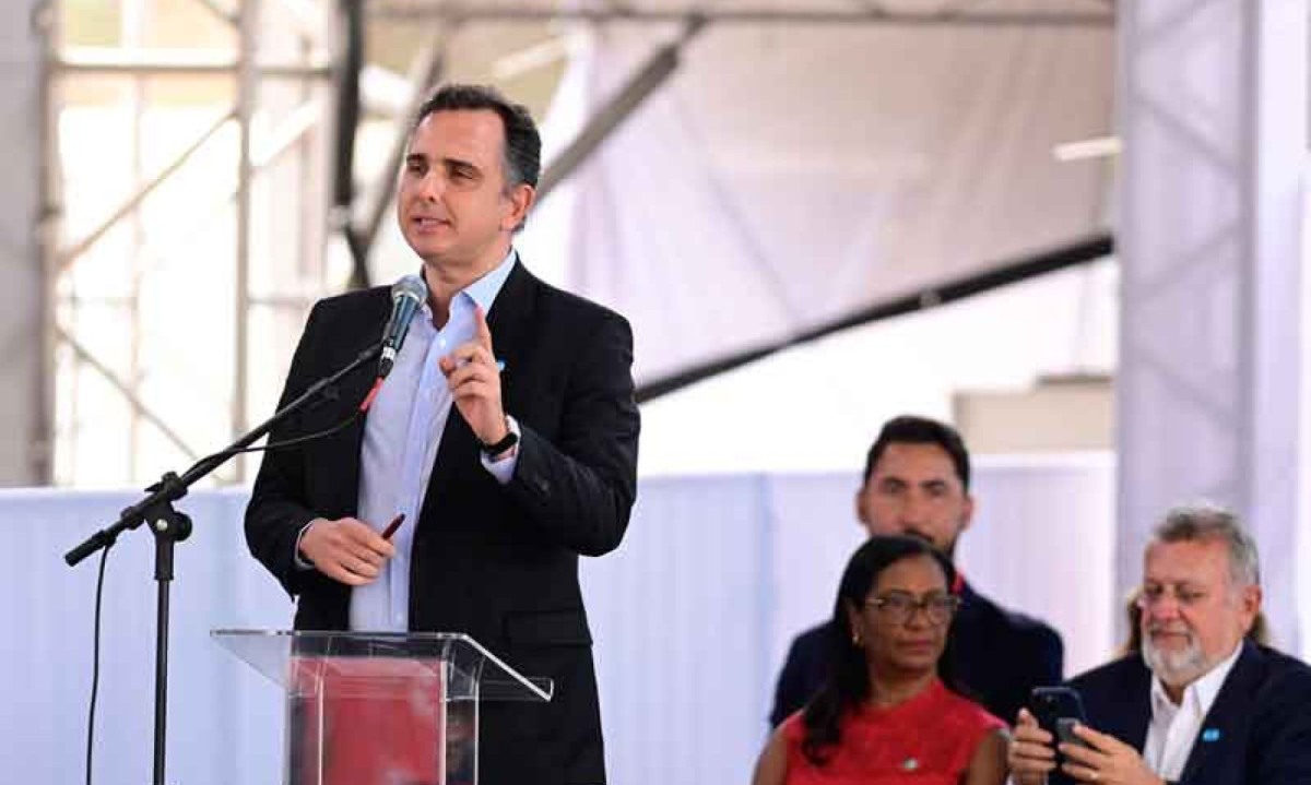 Pacheco diz que se mantm no PSD e refora crtica  extrema direita