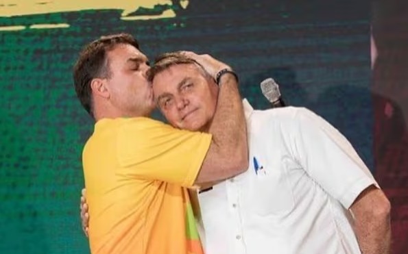 Flvio confirma que foi escolhido por Jair Bolsonaro como candidato a presidente