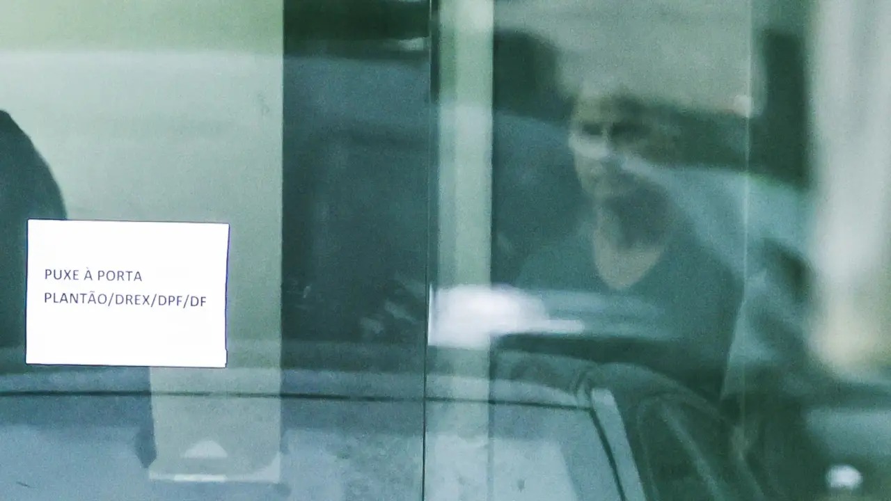 O que diz a primeira pesquisa presidencial aps a priso de Bolsonaro