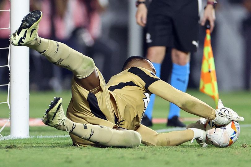 Botafogo vence So Paulo nos pnaltis e vai para semifinais da Copa Libertadores