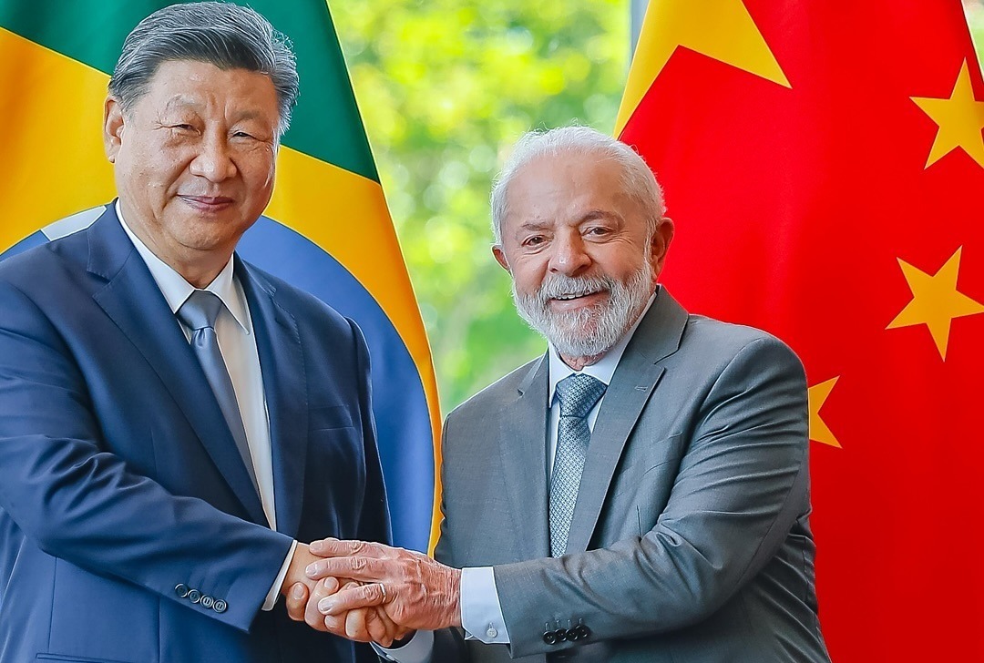 Lula e Xi Jinping assinam acordos que aproximam Brasil e China em questes comerciais e polticas