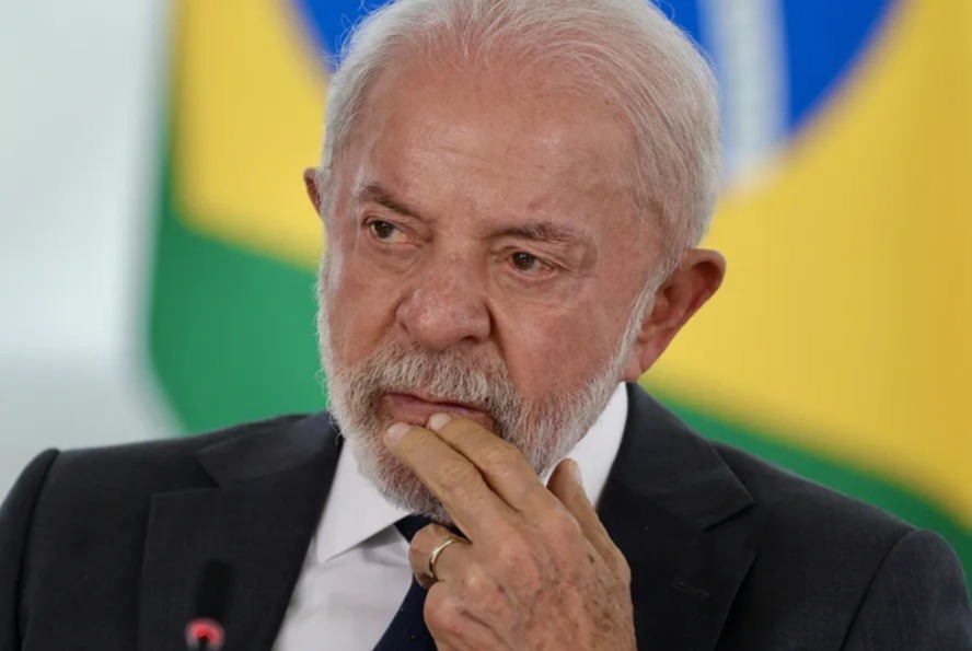 Lula pode 'mergulhar' em clima antecipado de fim de governo se n�o reagir ao Congresso