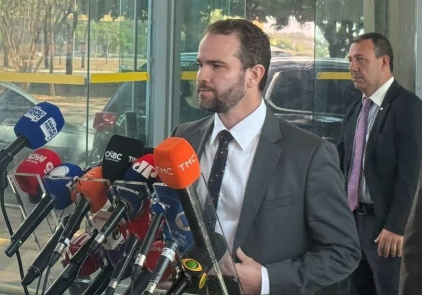 Patrocinador do filme de Bolsonaro recebeu do crime organizado, diz Durigan