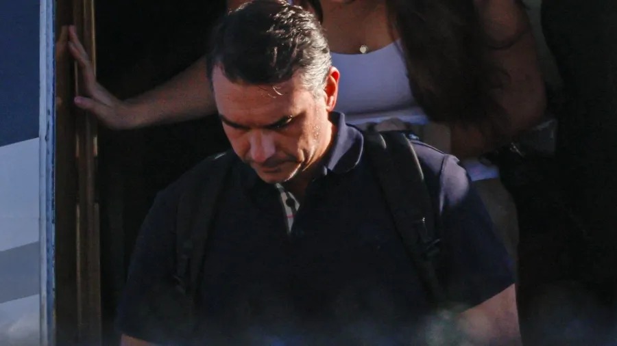 Em carta golpista, Fl�vio se diz 'presidente eleito' ap�s perder elei��o