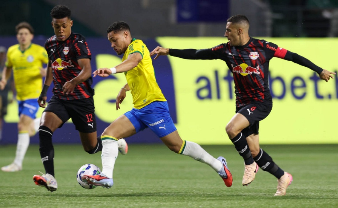 Palmeiras e Flamengo vencem e seguem em luta renhida pelo ttulo do Brasileiro 2025