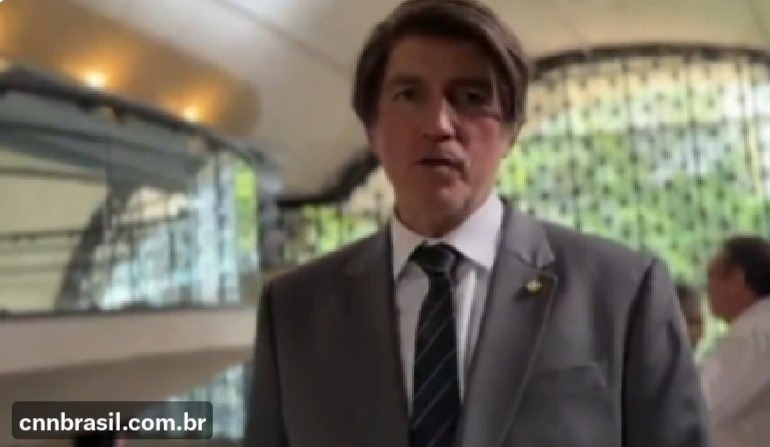 Entenda opera��o que mira prefeitura e produtora de filme sobre Bolsonaro
