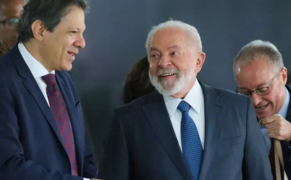 Efeito Lula: Brasil registra 2 maior crescimento do mundo