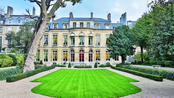 Subventions, loyer drisoire et entre-soi : les drives de la Maison de l'Amrique latine  Paris