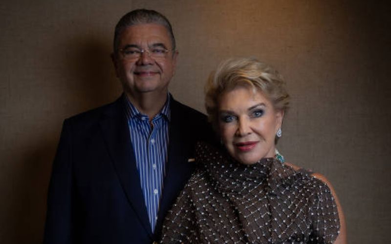 Marta Suplicy celebra anivers�rio com convidados no Hotel Fasano