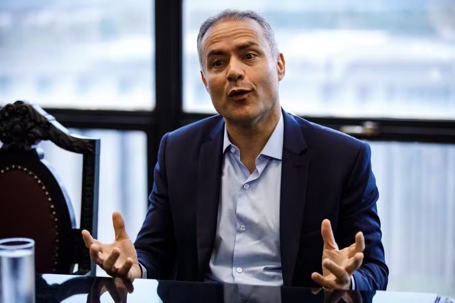 Entrevista: 'Lula precisa de uma frente mais ampla que o PT e tem de ocupar o centro', diz ministro Renan Filho