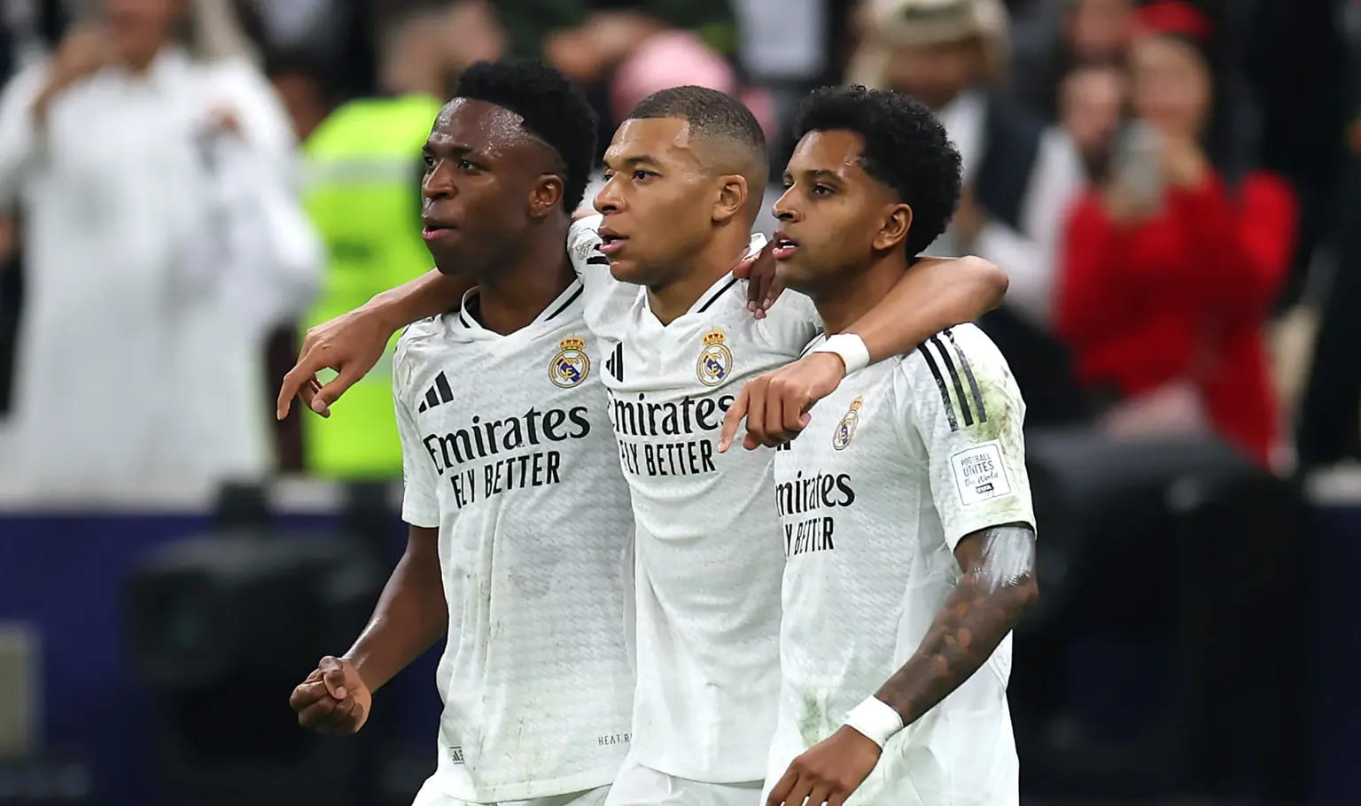 Com gols de Rodrygo e Vini Jr., Real Madrid conquista Copa Intercontinental, no Catar